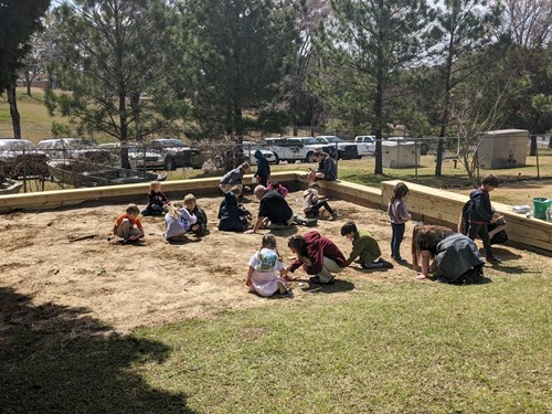 Fossil dig at Spring Break Science Camp