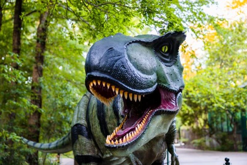 T-rex statue