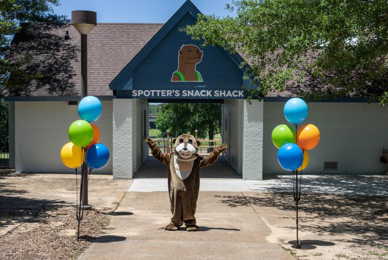 Spotter's Snack Shack